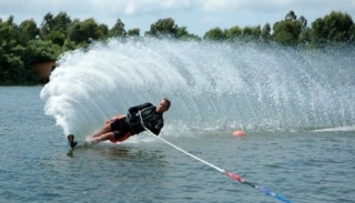  Naples water ski TWS 